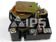 GE 230 Volts AC Cr120 Control Relay New