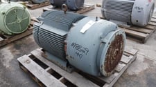 250 HP 3600 RPM General Electric, Frame 447TS, TEFC BB, 2300 Volts
