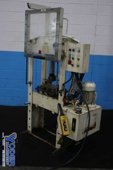 30 Ton, Seacrest #3HP-30, hydraulic H-frame press, 10" stroke, pendant Control, 2002, #74182