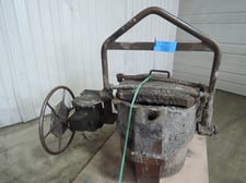 27" x 27" Modern lip pour ladle, geared cone drive gear box SHU35B456-C1