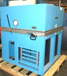 29" width x 19" D x 3.5" H Thermotron #P-CH-810-LN2, Co2 LN2 chest chamber, -70° to 150°, 480 V., 3-phase