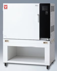 23" width x 23" H x 23" D Yamato #DF612, fine - high accuracy lab oven, 260°C 500 °F), 220 V., 17.5 amps