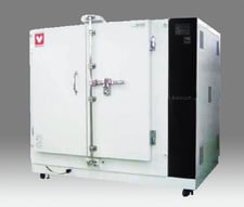 31" width x 31" H x 31" D Yamato #DF832, fine / high accuracy industrial oven, 200°C, 220 V., 3 phase, 13.5