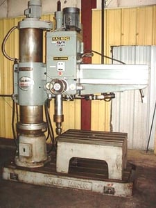 4' -13" Supermax Kao Ming / Kao Ming #KMR-1250, radial drill, 5MT spindle, 24" x 6" Box table, 1984