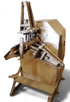 4000 lb. Sesco #65-178, 12" width, 48" outside dimensions, 15-20" ID, 4000 lb., 20-60 FPM, motorized, 1976