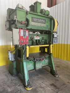 45 Ton, Niagara #SA2-45-42-24, straight side double crank press, 2.5" stroke, 14.5" Shut Height, 3" adj.