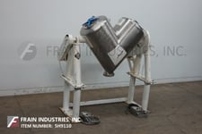 20 cu.ft. Patterson, Stainless Steel, twin shell powder mixer has liquids solids bar, 2 HP