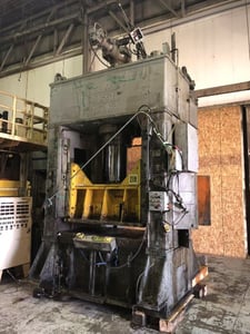 300 Ton, Verson #300-HDI-72T, 26" stroke, 40" daylight, 72" x 48" bed & ram, 960/104/830 IPM