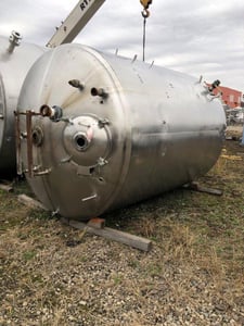 2500 gallon Stainless Steel mix tank, 84" dia. x 104" straight side, dish top, flat bottom