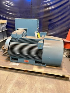 300 HP 3600 RPM Induction motor, TEFC, 4000 Volts, new, 2021