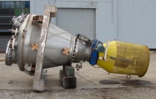35 cu.ft. Krauss Maffei #MT 1/200, Mixer Vacuum Dryer, 150 psi @ 450 f jacket, FV internal, 10 hp, 316
