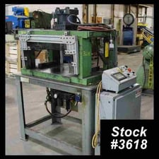 Custom #842, 2" stroke, 32" x 24" bed size, 13" bed to ram