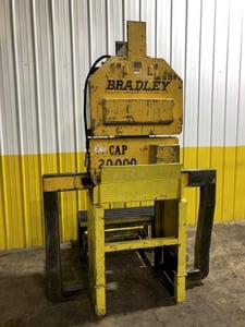 20000 lb. Allen-Bradley, motorized rotaion coil grab claw type lift, 60" outside dimension, power rotation