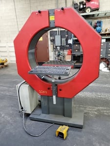 Robopac #Compacta-960, wrapping machine, belt driven rotation, foot pedal operation, 1999