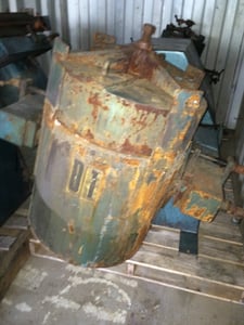 U.S. Stoneware #946, pivoting jar mill, 10 gallon, 28-56 RPM, 2 HP, 1750 V., 1995