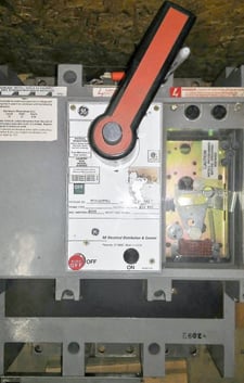 2000 Amps, General Electric, TP2020TTE1, electrically operated, drawout, no trip unit, s/n 141240