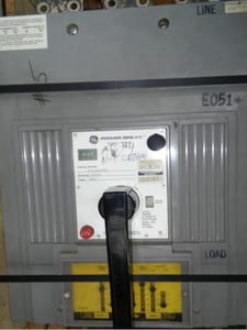 2000 Amps, General Electric, TPSS6620SGFC, manually operated, front connected LSIG, s/n V37691