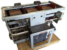 5000 Amps, General Electric, WE3RZQWF1XBLXXX, Wave-Pro, LSIG, electrically operated, drawout, 120 Volts