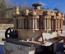 66" Symons, standard cone crusher, Manual lock and adjust, 300 HP, 750 TPH