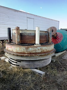84" Symons, Cone Crusher Heavy Duty Bowl Assembly, New Liner, approx. 1/8" wear on threads