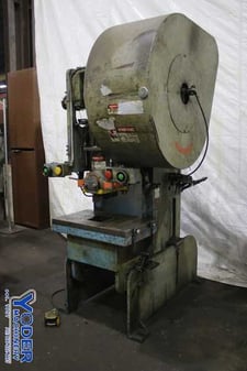 70 Ton, Heim #7, OBI press, 3" stroke, 13" Shut Height, 4" adj., 11" throat, 32" x20" bed, 110 SPM, air