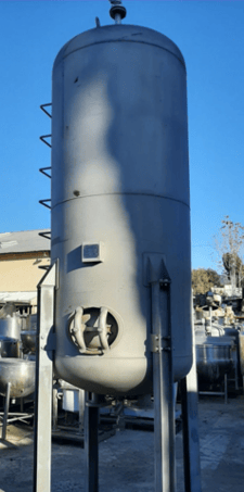 750 gallon Morfab tank, 304 Stainless Steel, 20 psi, 48" dia x 96" straight side, DT/DB, 100°F