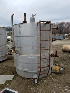 1000 gallon Stainless Steel Tank w/ Jacket, 5' diameter x 7' T/T, 2" SBO, 2" tangential nozzle on side wall