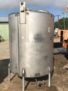 850 gallon Stainless Steel Tank, 5' diameter x 6' T/T, Dish top and bottom, 1.5" outlet., 20" Manway, 8' 4"