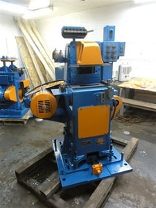 25 Ton, Yoder Model #P25, Cutoff Machine, 0.25" squaring, 150 FPM, 100 SPM, 2 -3/4" stroke, air clutch