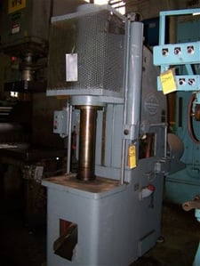 25 Ton, American Broach, Hydraulic Press, 8-3/4" throat, 22" x 16" bed