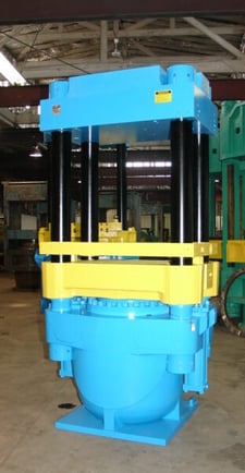 600 Ton, Lawton, 4-post hydraulic press, 18" stroke, 41.5" daylight, (2) 5" bore side cylinders, 33.5" x 30"