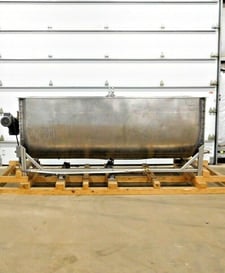 109 cu.ft. Regis, 820 gallon Stainless jacketed ribbon blender w/scales & cells, 3 HP