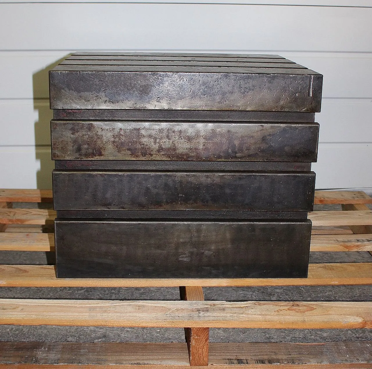 Box table, 20 x 18, heavy duty plain T-slotted