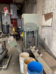4" x 4" x 1/4" Whitney #664-500, hydraulic shear, 50 ton