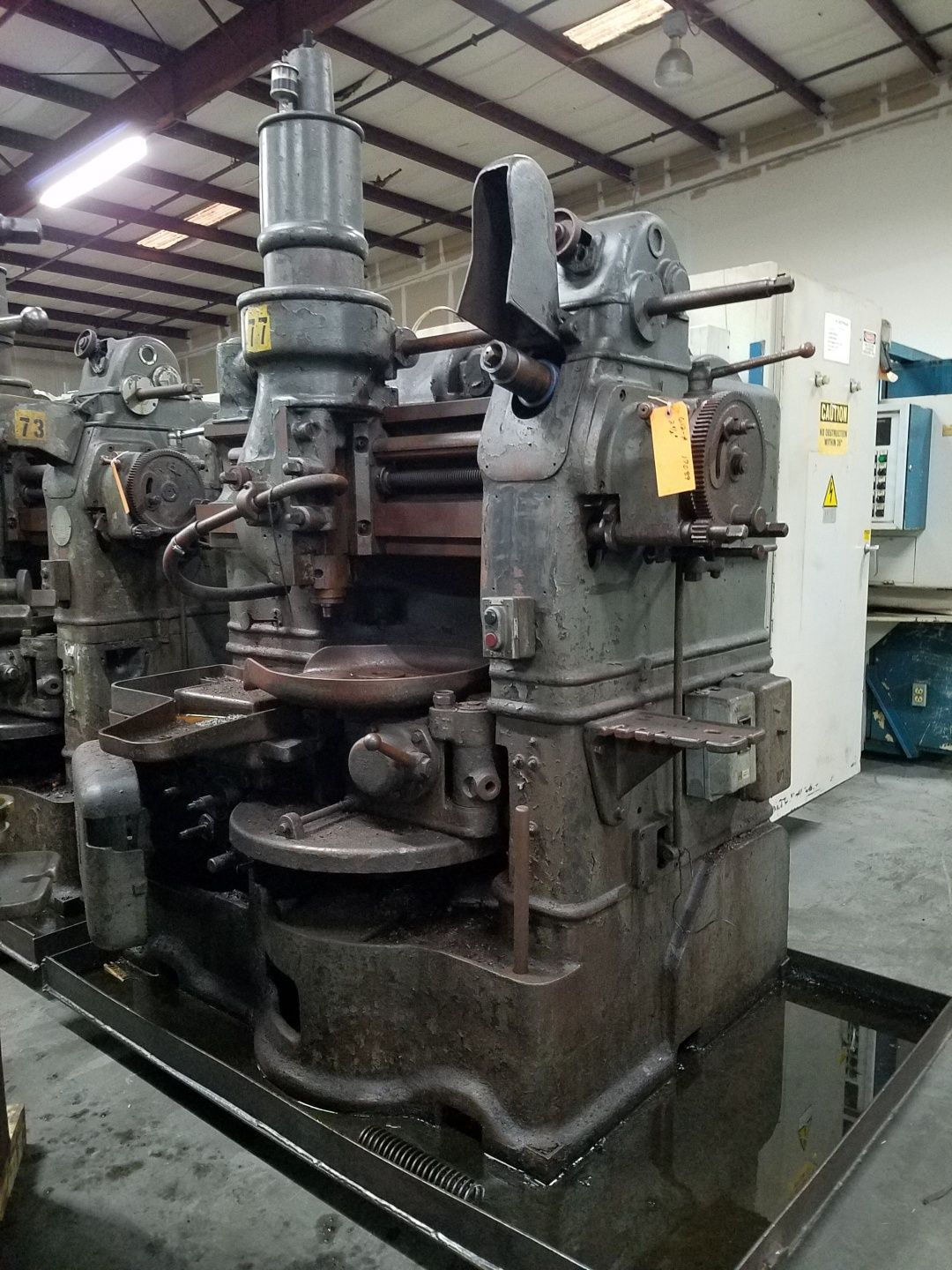 Fellows #6A, gear shaper, 18" dia., 5" stroke, 2.5" riser, solid spindle, excellent