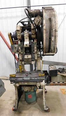 30 Ton, Bliss #20C, OBI press, 2.2" stroke, 9" Shut Height, 2" adj., 18" x26" table, air clutch & brake