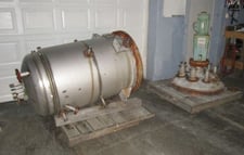 175 gallon Stainless Steel Reactor, 100 psi/FV @ 550°F , 100 psi @ 600°F  jacket, 32" ID x 48" straight
