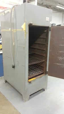 24" width x 39" H x 48" L Despatch #RS-1, mold oven, 4-1/2" exhaust outlet, 450 deg., 11 KW, 220 V.