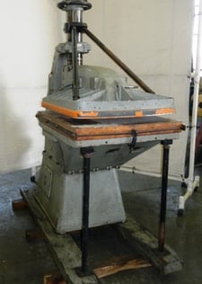 25 Ton, Schwabe #DS-HD, 36" x30" table, 33" x30" beam, 3 stroke, 8" opening, support stands, 5 HP, 1981