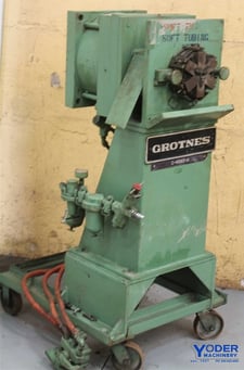 Grotnes #C-4580-A, expander, 2-1/2" stroke, 6-dies, pneumatic foot pedal, #61939