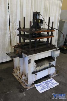 Airam, hydraulic cut-off press, 4 stroke30" x23" bed, 1-1/2" posts diameter, 3000 psi, #67953