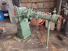 2-1/2" Royal cold feed extruder, 10:1 L/D, 40 HP 500 VDC motor, roller feed