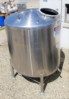 550 gallon Stainless Steel tank, 58" diameter x 54" T/T