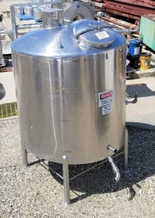 550 gallon Stainless Steel tank, 58" diameter x 54" T/T