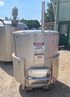 400 gallon Tolan, Stainless Steel jacketed brew tank, 4' dia.x 4' T/T, 150/FV psi @ 400&deg;F