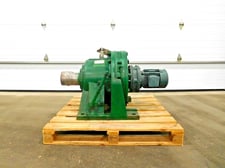 5 HP, 2 RPM, SM Cyclo Sumitomo, gearmotor, 731.00 ratio, 7" L x 5-1/2" W shaft