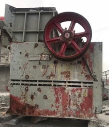 42" x 48" Pioneer, jaw crusher, hydraulic toggle assembly, feed chute