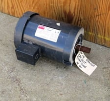 1.5 HP 1725 RPM Dayron #2R988 Industrial Electric Motor, Frame 145T, TEFC, 3 phase, 60 Hz, 208-230/460 Volts