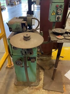 17.7" Fong Ho #GS-450, saw blade sharpener, 0.98"pitch,.31"blade depth, 1997,S43697