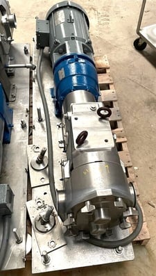 Waukesha Cherry Burrell #130, Positive Displacement Rotary Lobe Pump, 3" tri-clamp inlet/outlet, 7.5 HP